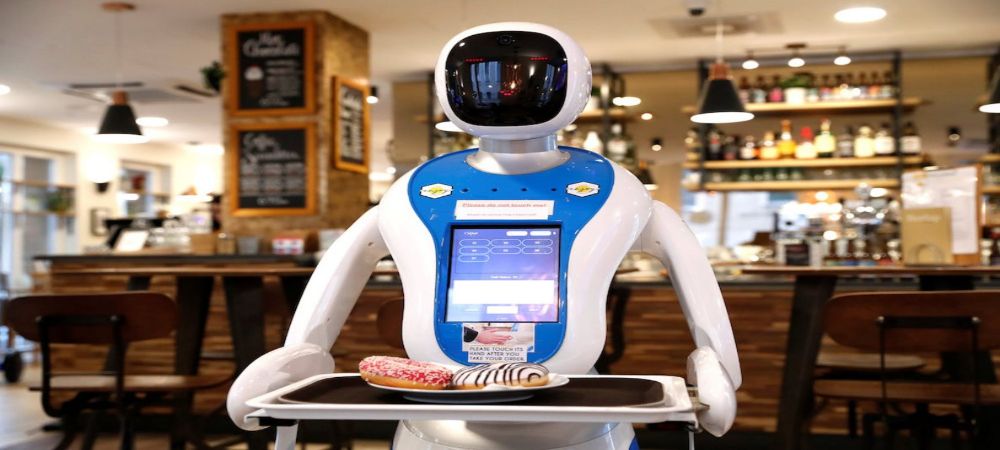 Restaurante en Valencia inician su apertura con camarones robots